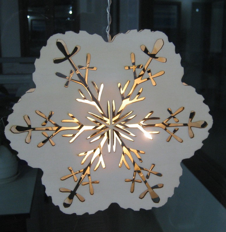  made in china  FY-016-003 cheap christmas SILHOUETTE WOODEN SNOWFLAKE window light bulb lamp  distributor